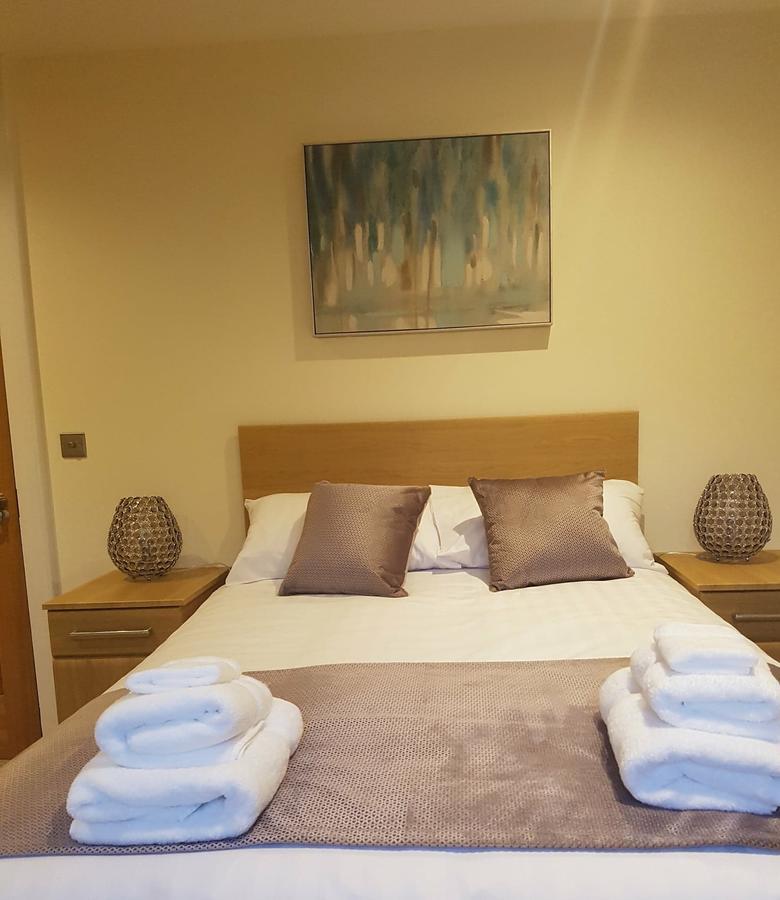 The Armada Inn Ballymoney Buitenkant foto